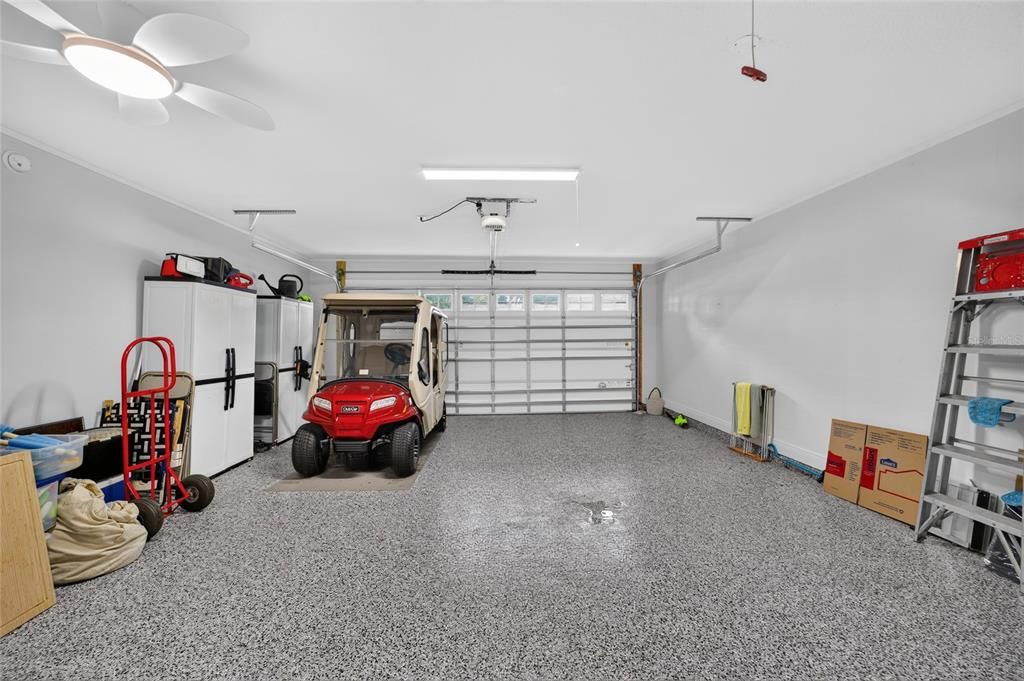 For Sale: $194,900 (2 beds, 2 baths, 1409 Square Feet)