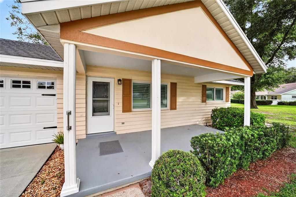 For Sale: $194,900 (2 beds, 2 baths, 1409 Square Feet)