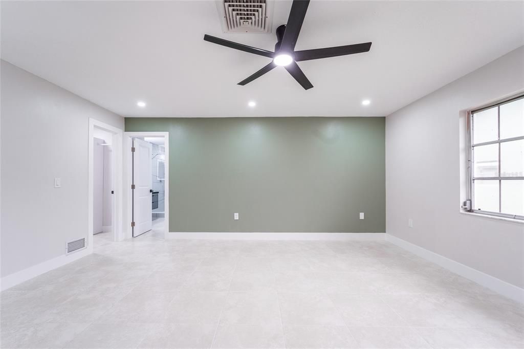 For Sale: $399,926 (3 beds, 2 baths, 2070 Square Feet)