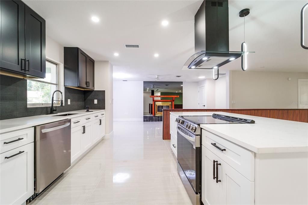 For Sale: $399,926 (3 beds, 2 baths, 2070 Square Feet)