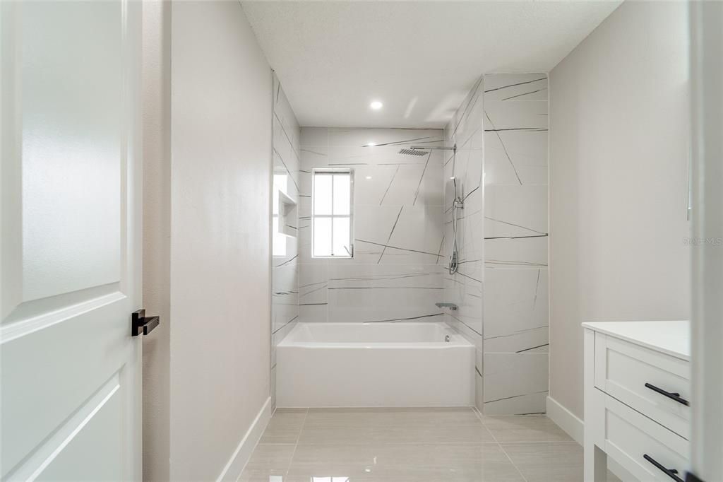 For Sale: $399,926 (3 beds, 2 baths, 2070 Square Feet)