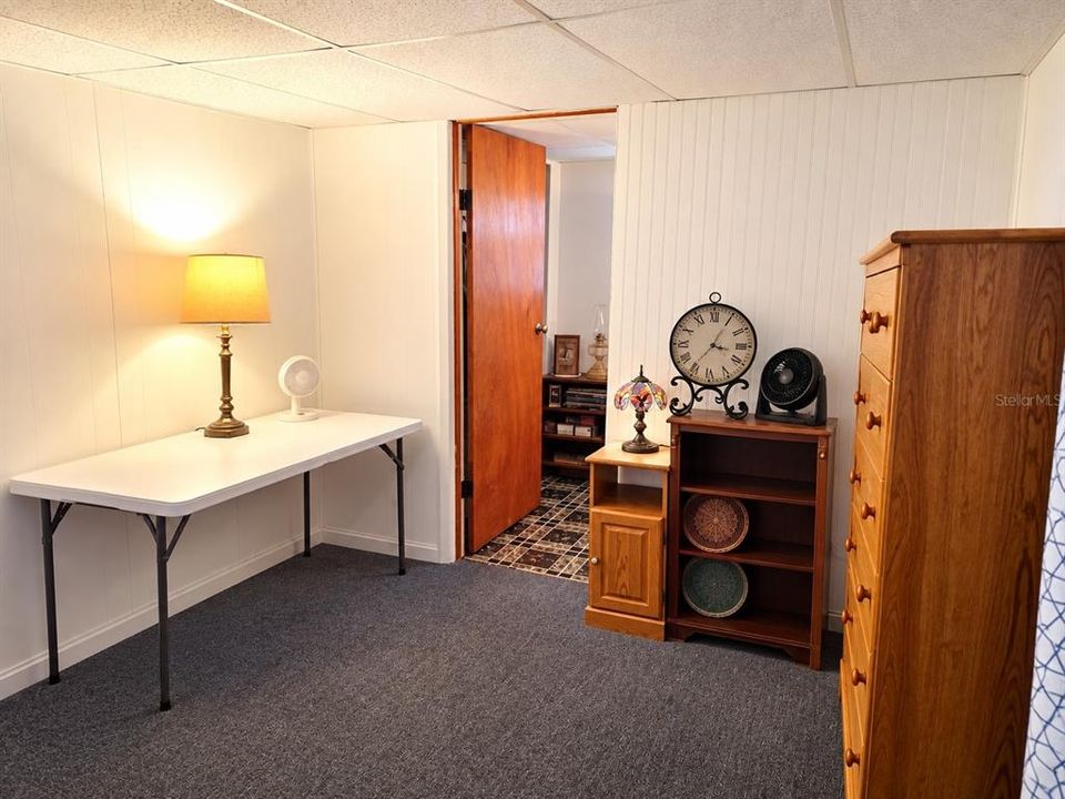 For Sale: $119,000 (2 beds, 1 baths, 654 Square Feet)
