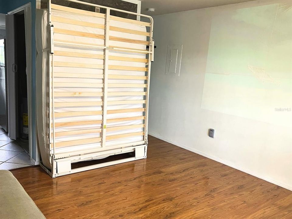 На продажу: $115,000 (0 спален, 1 ванн, 392 Квадратных фут)