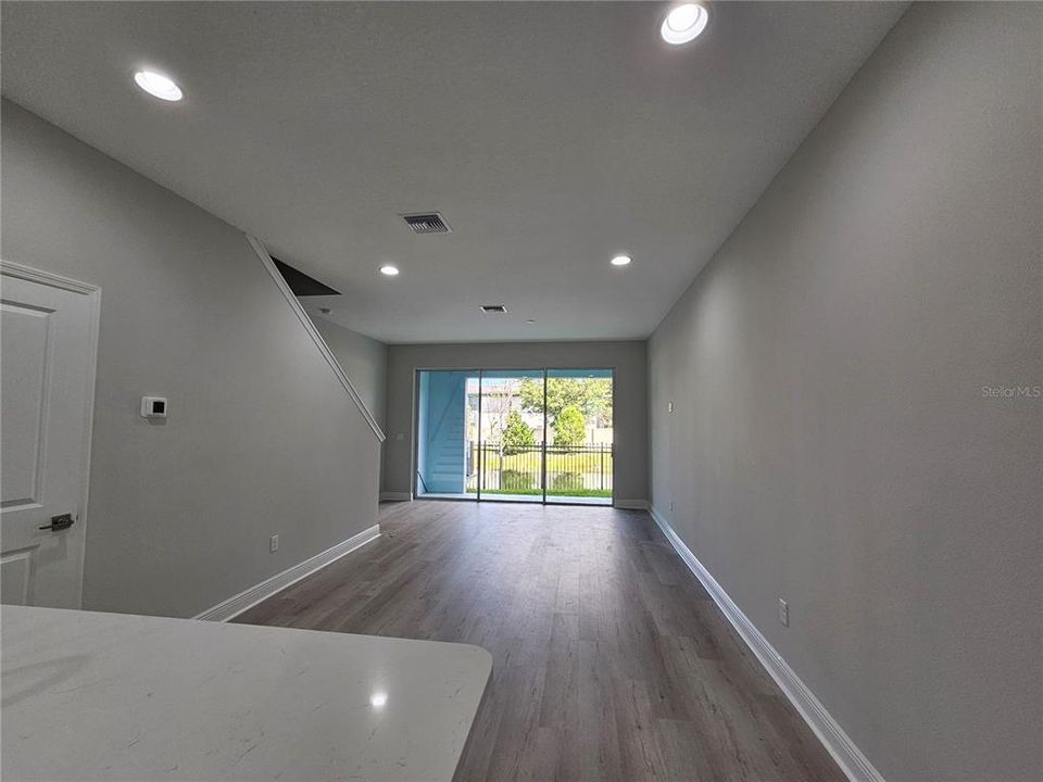 For Sale: $409,900 (2 beds, 2 baths, 1534 Square Feet)