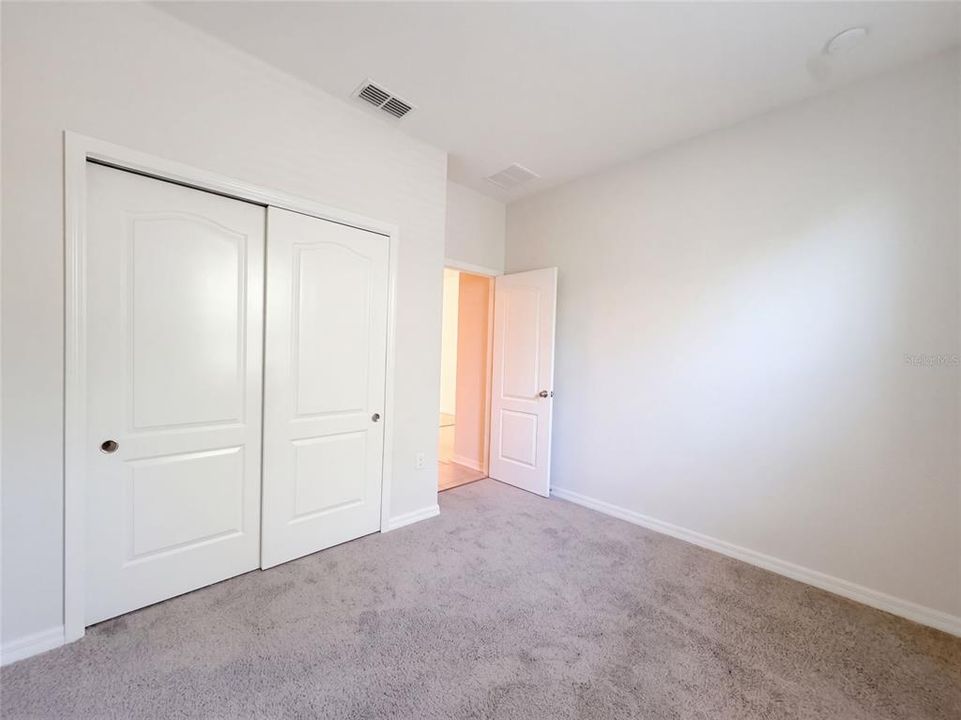 En Venta: $405,000 (5 camas, 3 baños, 3612 Pies cuadrados)