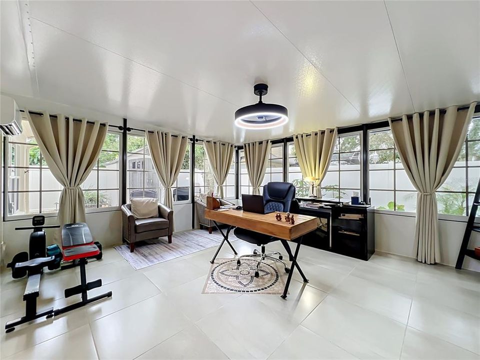 Activo con contrato: $385,000 (2 camas, 2 baños, 1502 Pies cuadrados)