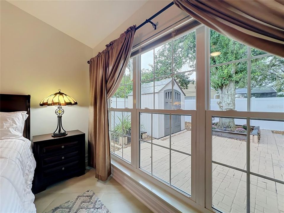 Activo con contrato: $385,000 (2 camas, 2 baños, 1502 Pies cuadrados)
