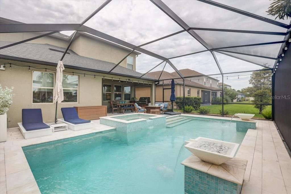 На продажу: $595,000 (5 спален, 3 ванн, 3834 Квадратных фут)