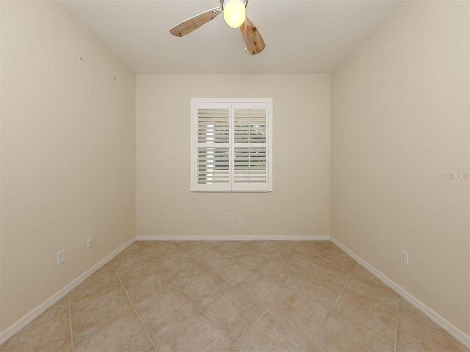 For Sale: $389,900 (3 beds, 2 baths, 1467 Square Feet)