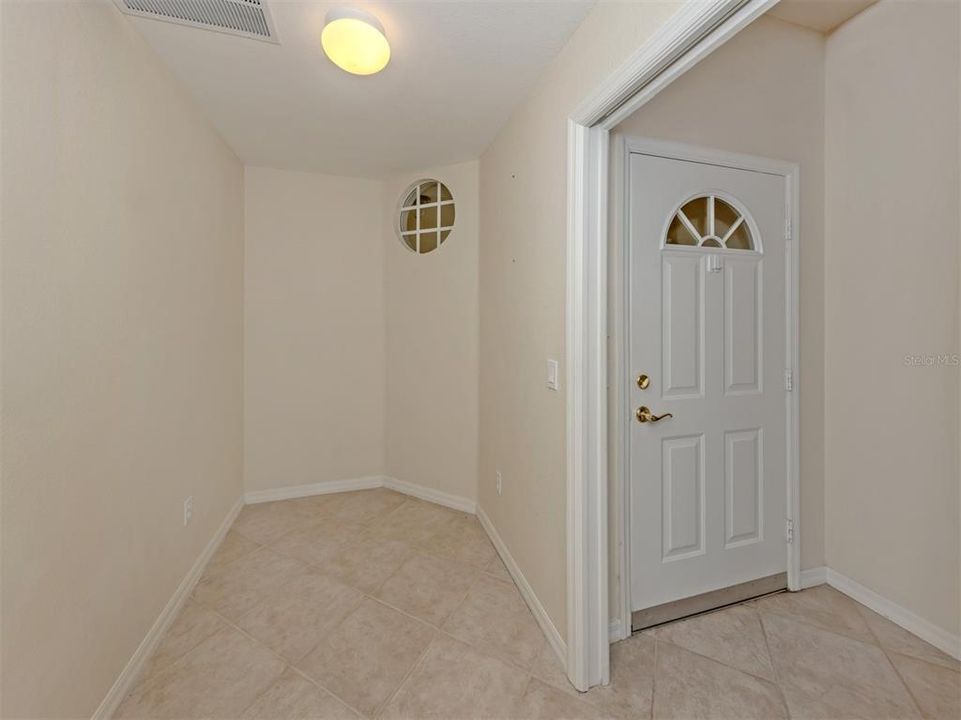 For Sale: $389,900 (3 beds, 2 baths, 1467 Square Feet)