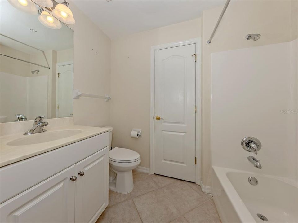 For Sale: $389,900 (3 beds, 2 baths, 1467 Square Feet)