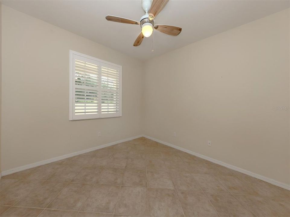 For Sale: $389,900 (3 beds, 2 baths, 1467 Square Feet)