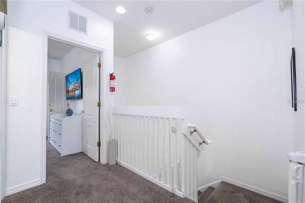 For Rent: $2,500 (4 beds, 2 baths, 1400 Square Feet)