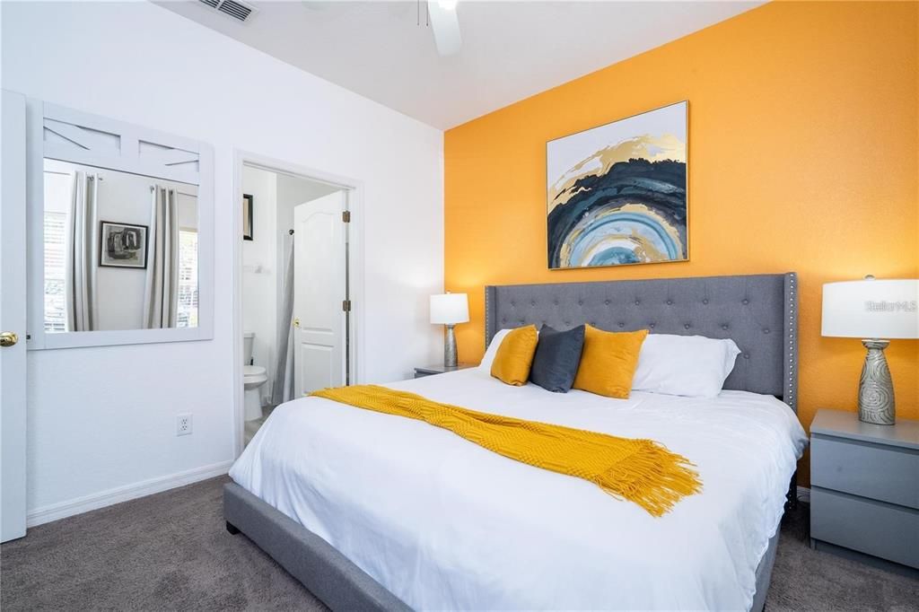For Rent: $2,500 (4 beds, 2 baths, 1400 Square Feet)