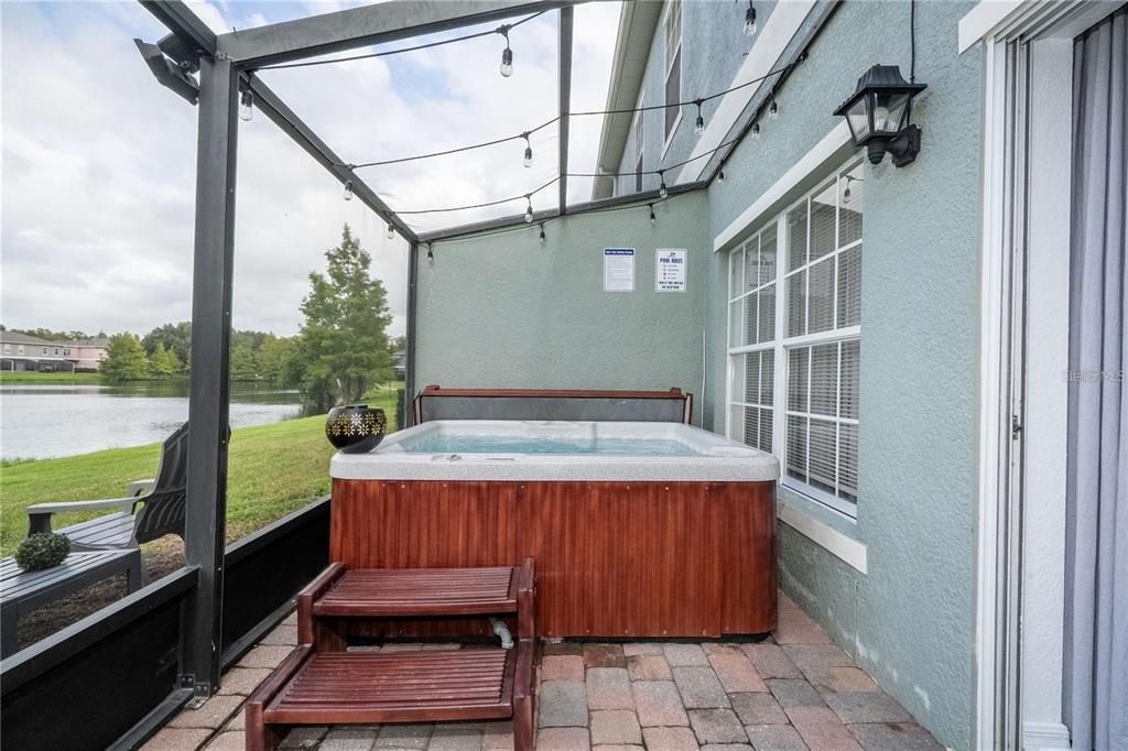 For Rent: $2,500 (4 beds, 2 baths, 1400 Square Feet)