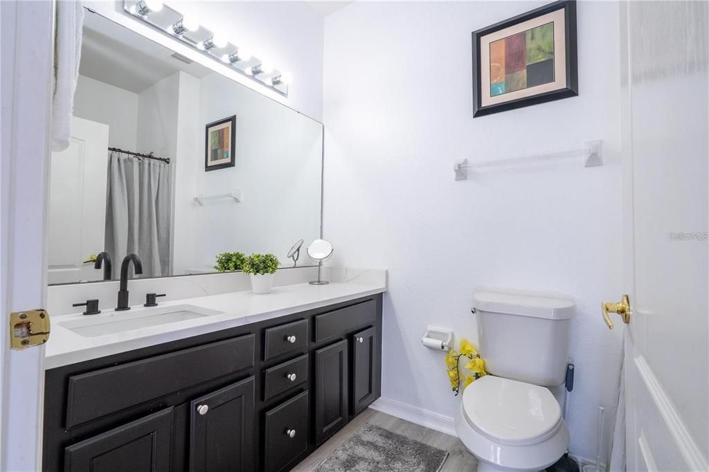 For Rent: $2,500 (4 beds, 2 baths, 1400 Square Feet)