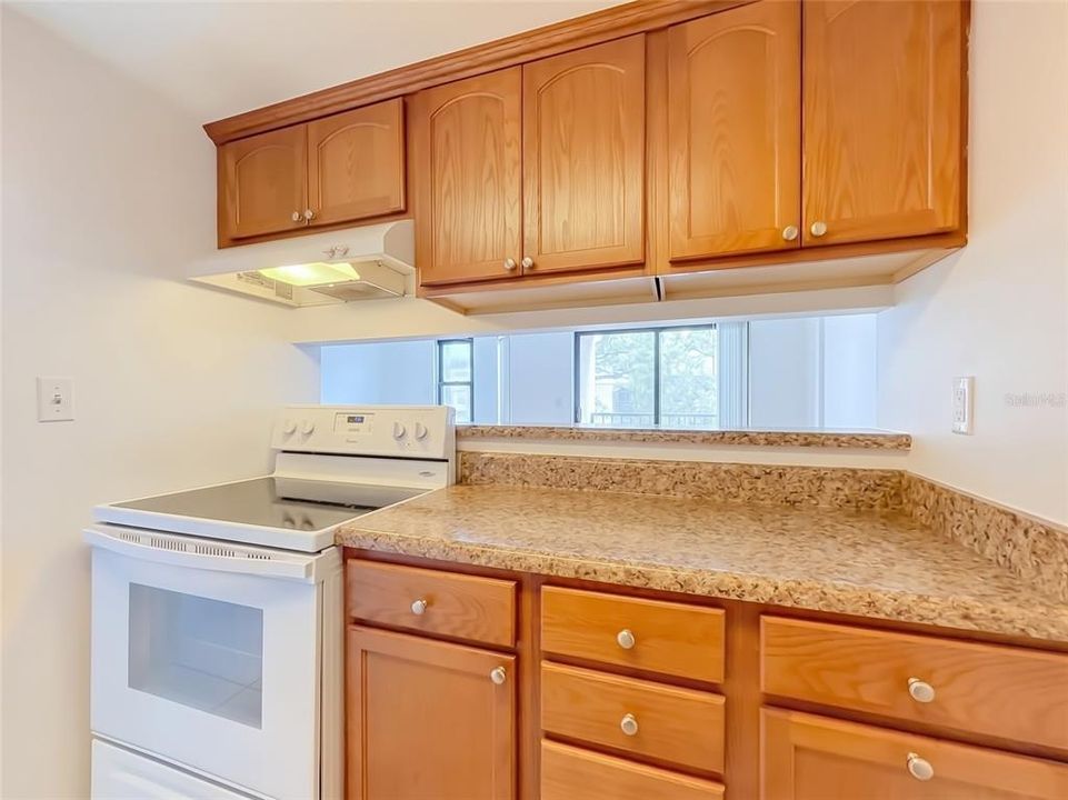 En Venta: $130,000 (2 camas, 2 baños, 944 Pies cuadrados)