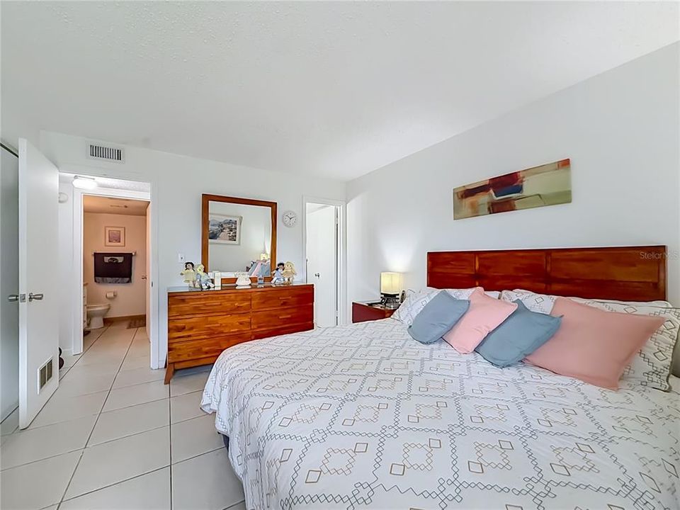 En Venta: $130,000 (2 camas, 2 baños, 944 Pies cuadrados)