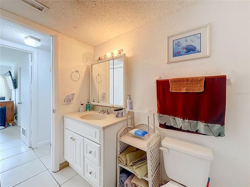 En Venta: $130,000 (2 camas, 2 baños, 944 Pies cuadrados)