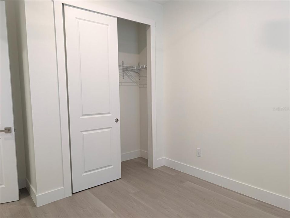 For Rent: $1,725 (3 beds, 2 baths, 1373 Square Feet)