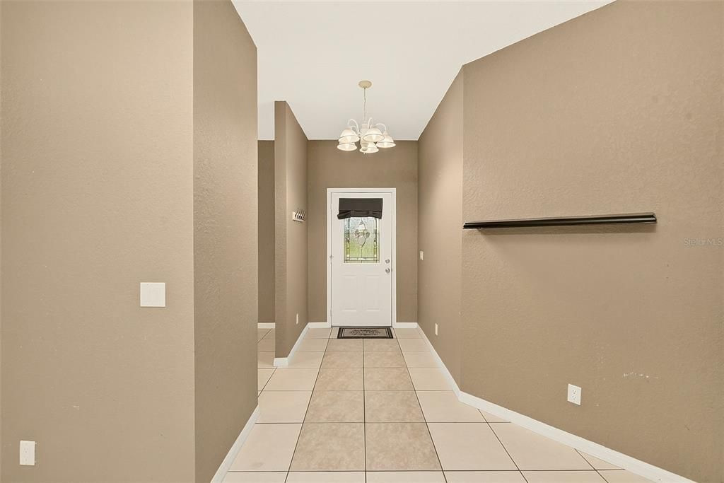En Venta: $349,900 (3 camas, 2 baños, 1816 Pies cuadrados)