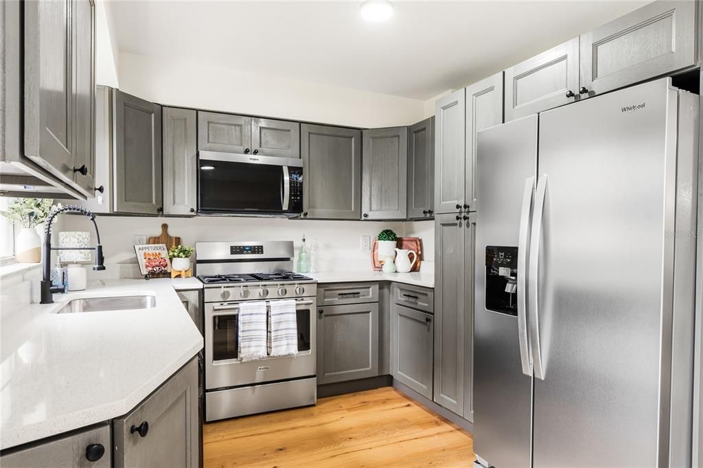 En Venta: $329,000 (3 camas, 2 baños, 1080 Pies cuadrados)