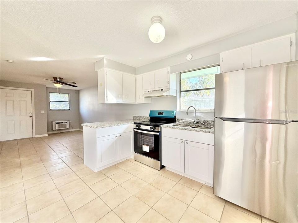 For Sale: $399,000 (4 beds, 0 baths, 1928 Square Feet)