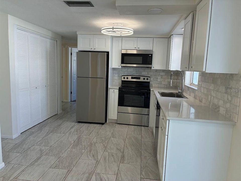 En Venta: $229,000 (2 camas, 2 baños, 1162 Pies cuadrados)