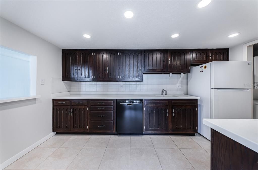 : $552,000 (2 beds, 2 baths, 1630 Square Feet)