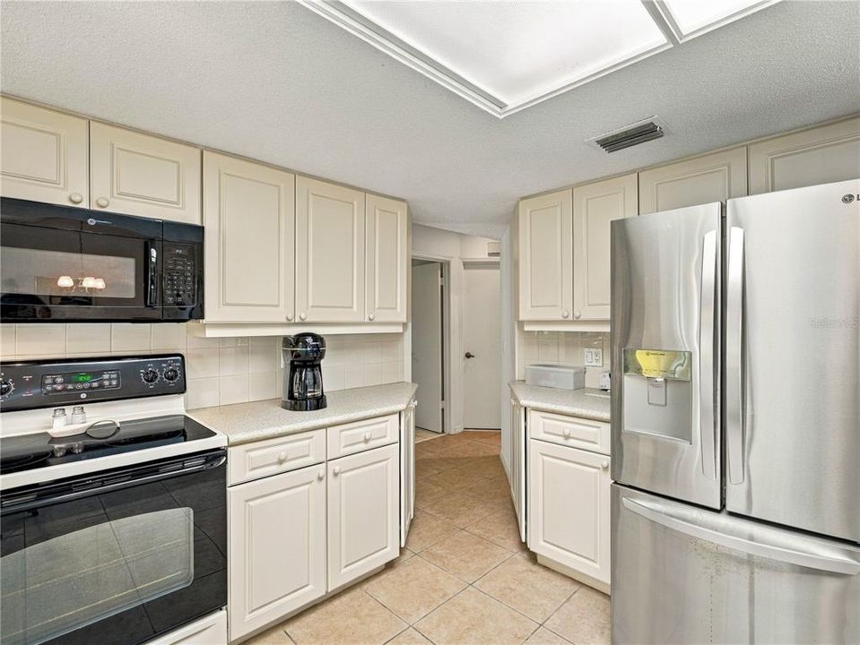 На продажу: $489,000 (3 спален, 2 ванн, 2150 Квадратных фут)