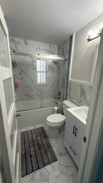 For Sale: $450,000 (2 beds, 1 baths, 1108 Square Feet)