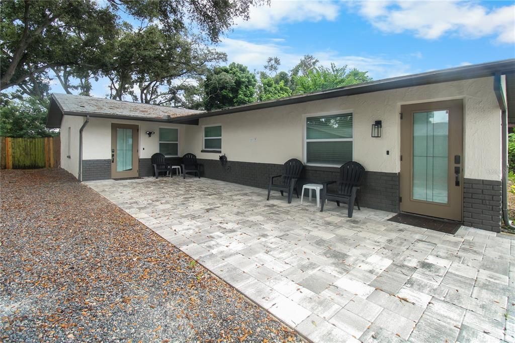 For Sale: $449,000 (5 beds, 2 baths, 1820 Square Feet)