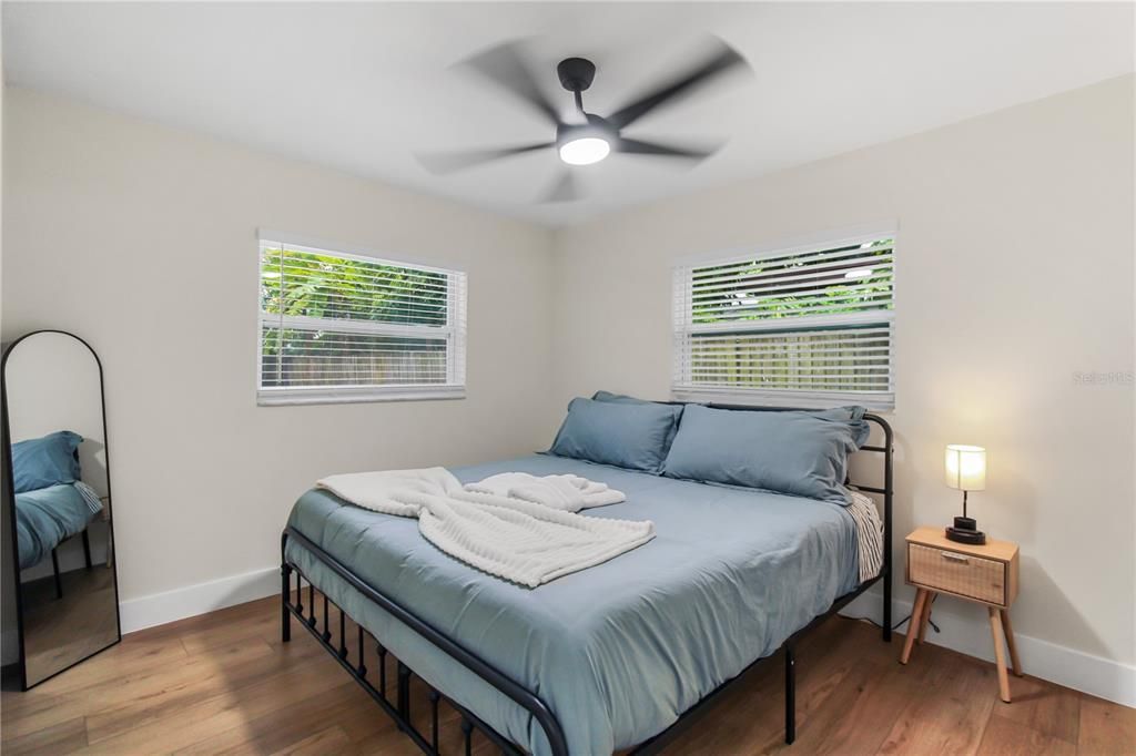 For Sale: $449,000 (5 beds, 2 baths, 1820 Square Feet)