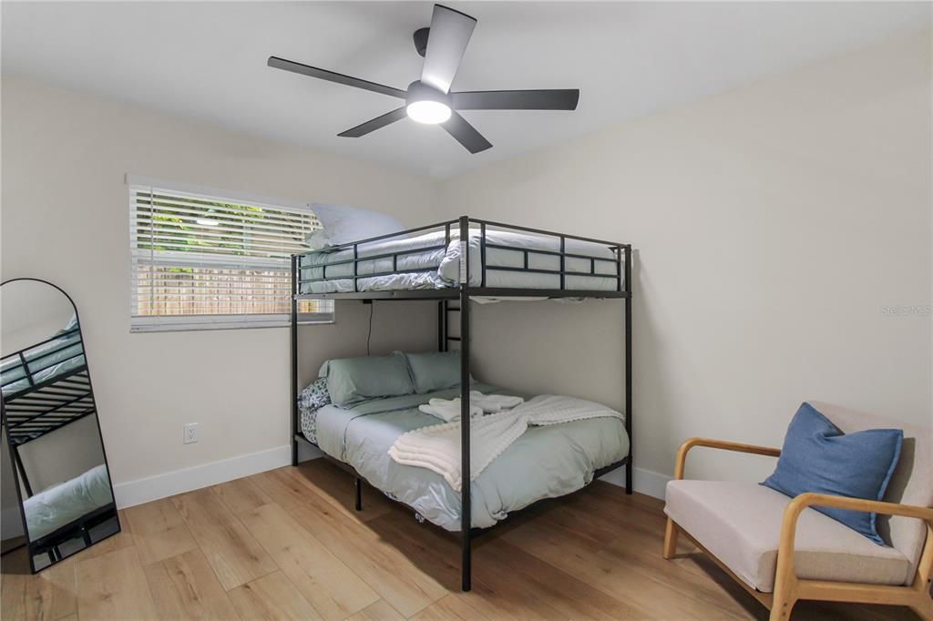 For Sale: $449,000 (5 beds, 2 baths, 1820 Square Feet)