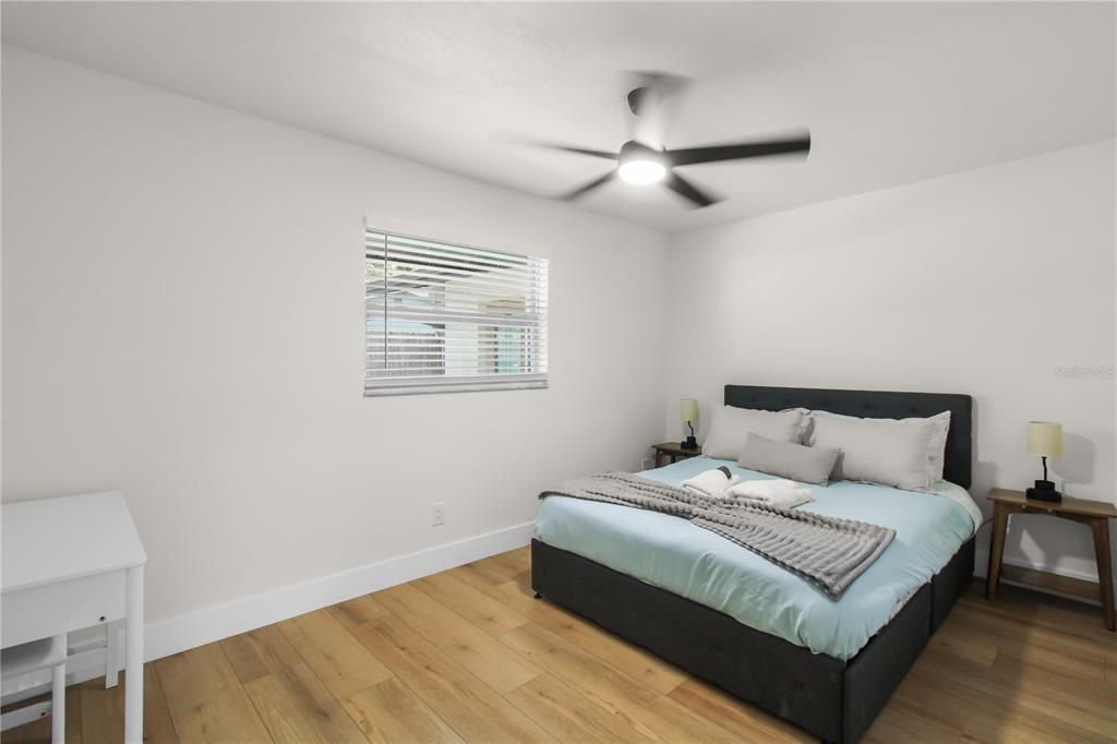 For Sale: $449,000 (5 beds, 2 baths, 1820 Square Feet)