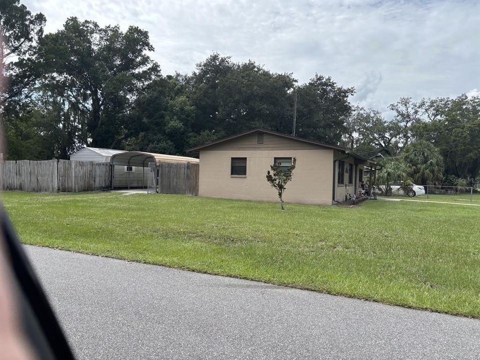 For Sale: $199,900 (3 beds, 1 baths, 912 Square Feet)