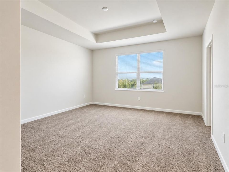 For Rent: $2,350 (3 beds, 2 baths, 1864 Square Feet)