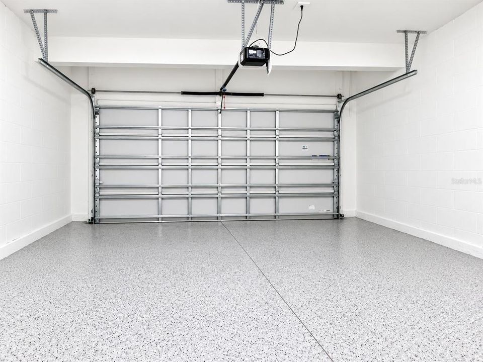 For Rent: $2,350 (3 beds, 2 baths, 1864 Square Feet)