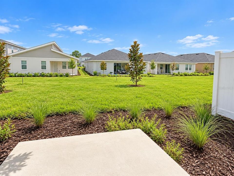 For Rent: $2,350 (3 beds, 2 baths, 1864 Square Feet)