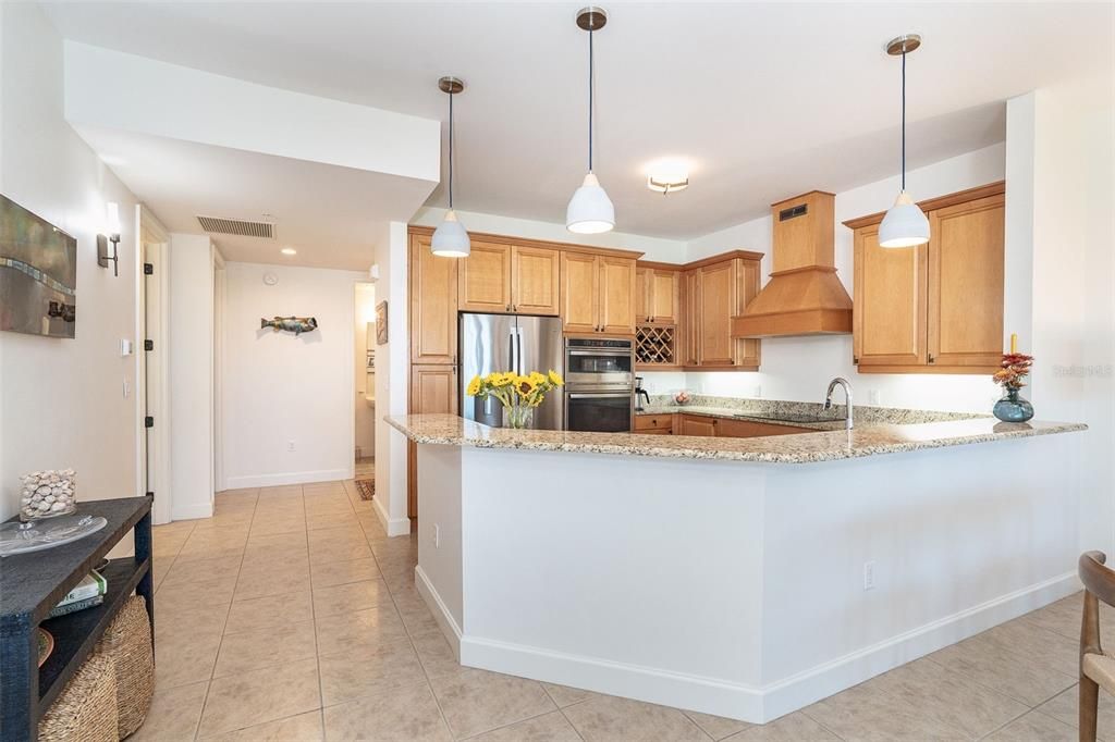 For Sale: $550,000 (2 beds, 2 baths, 1682 Square Feet)
