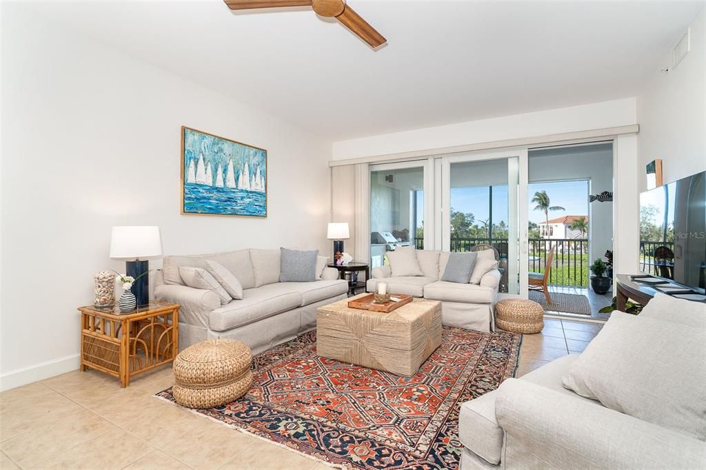 For Sale: $550,000 (2 beds, 2 baths, 1682 Square Feet)