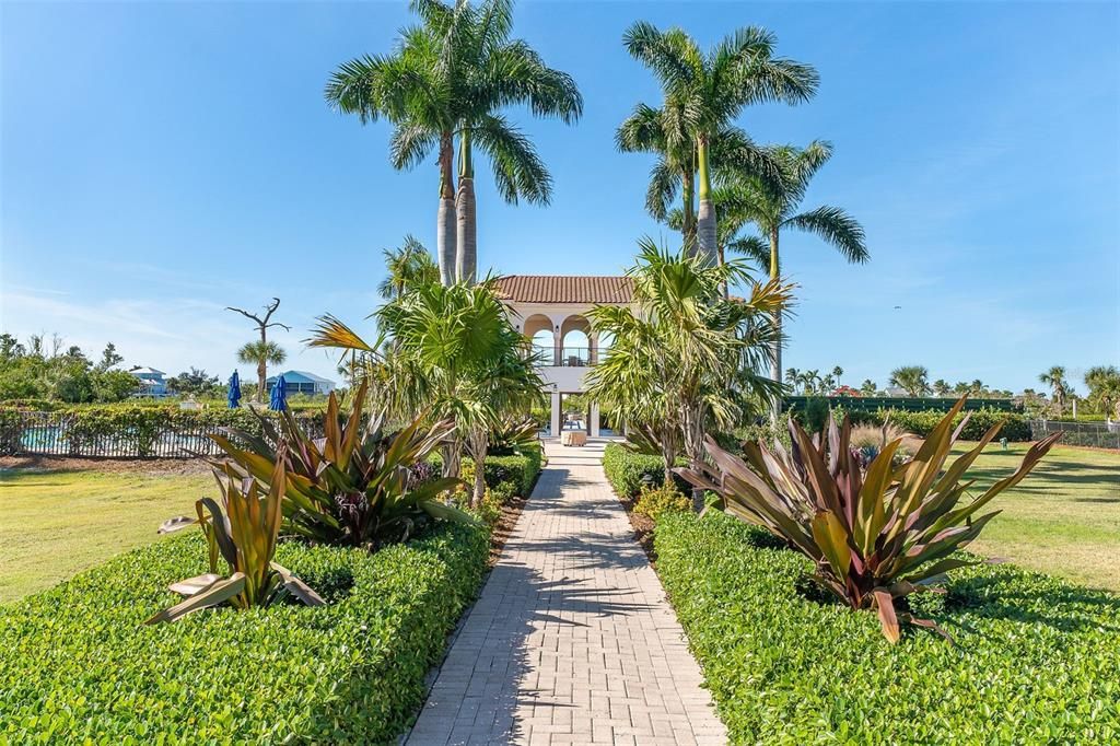 For Sale: $550,000 (2 beds, 2 baths, 1682 Square Feet)
