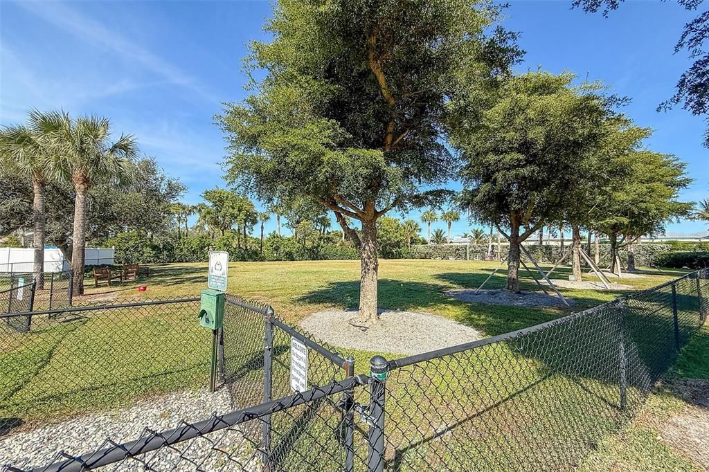 For Sale: $550,000 (2 beds, 2 baths, 1682 Square Feet)