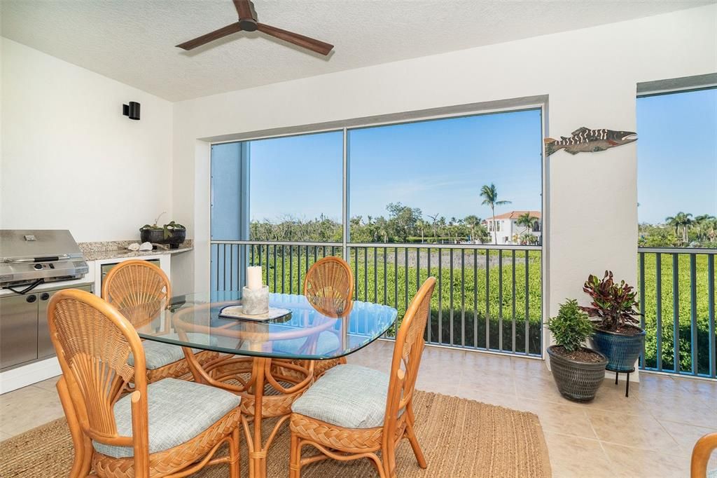 For Sale: $550,000 (2 beds, 2 baths, 1682 Square Feet)