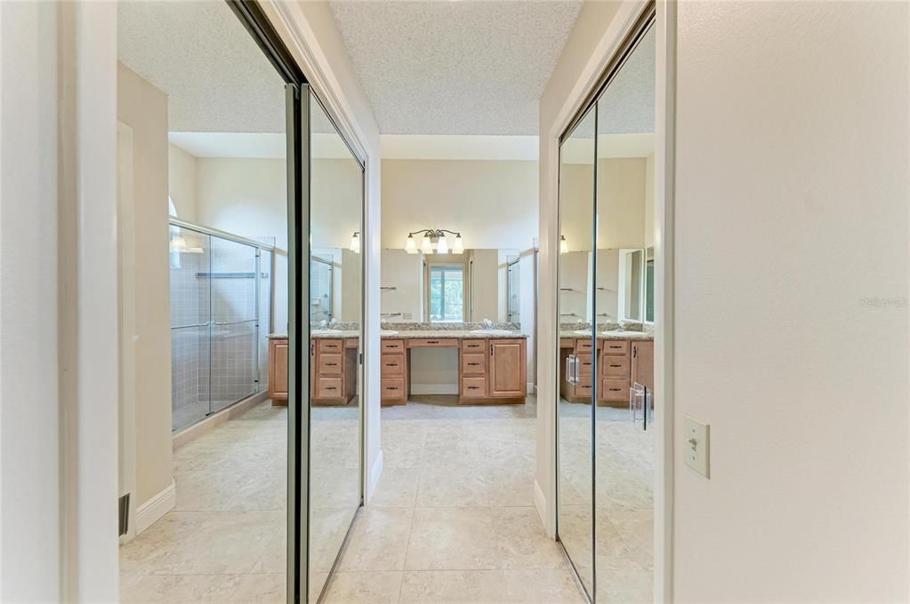 На продажу: $429,000 (3 спален, 2 ванн, 1740 Квадратных фут)