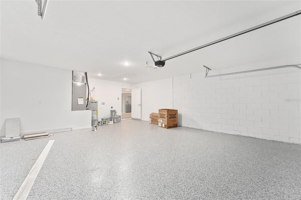 На продажу: $238,995 (3 спален, 2 ванн, 1355 Квадратных фут)