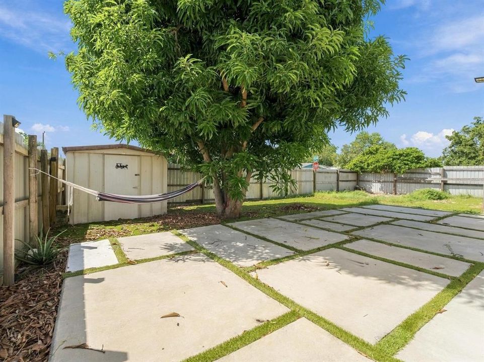На продажу: $350,000 (3 спален, 2 ванн, 1038 Квадратных фут)