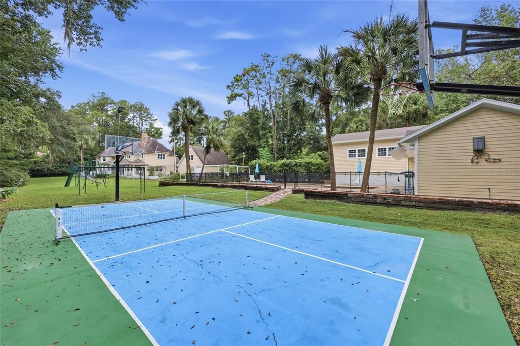 For Sale: $1,450,000 (4 beds, 4 baths, 5312 Square Feet)