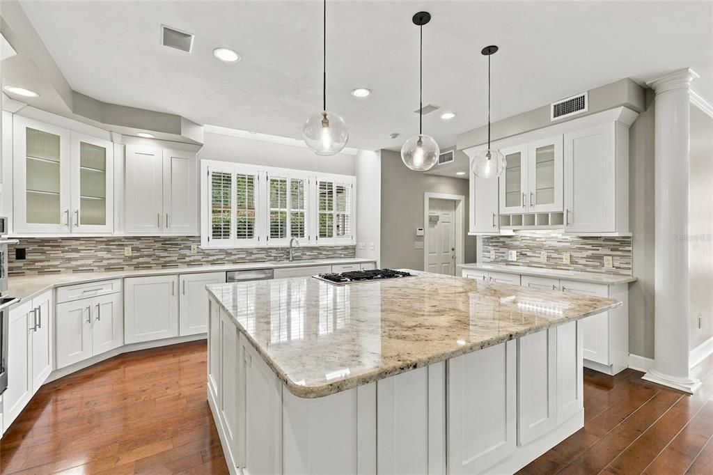 For Sale: $1,450,000 (4 beds, 4 baths, 5312 Square Feet)