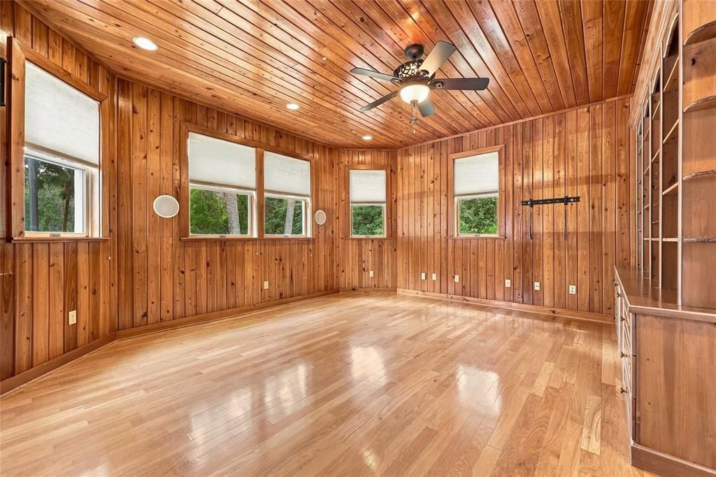 For Sale: $1,450,000 (4 beds, 4 baths, 5312 Square Feet)